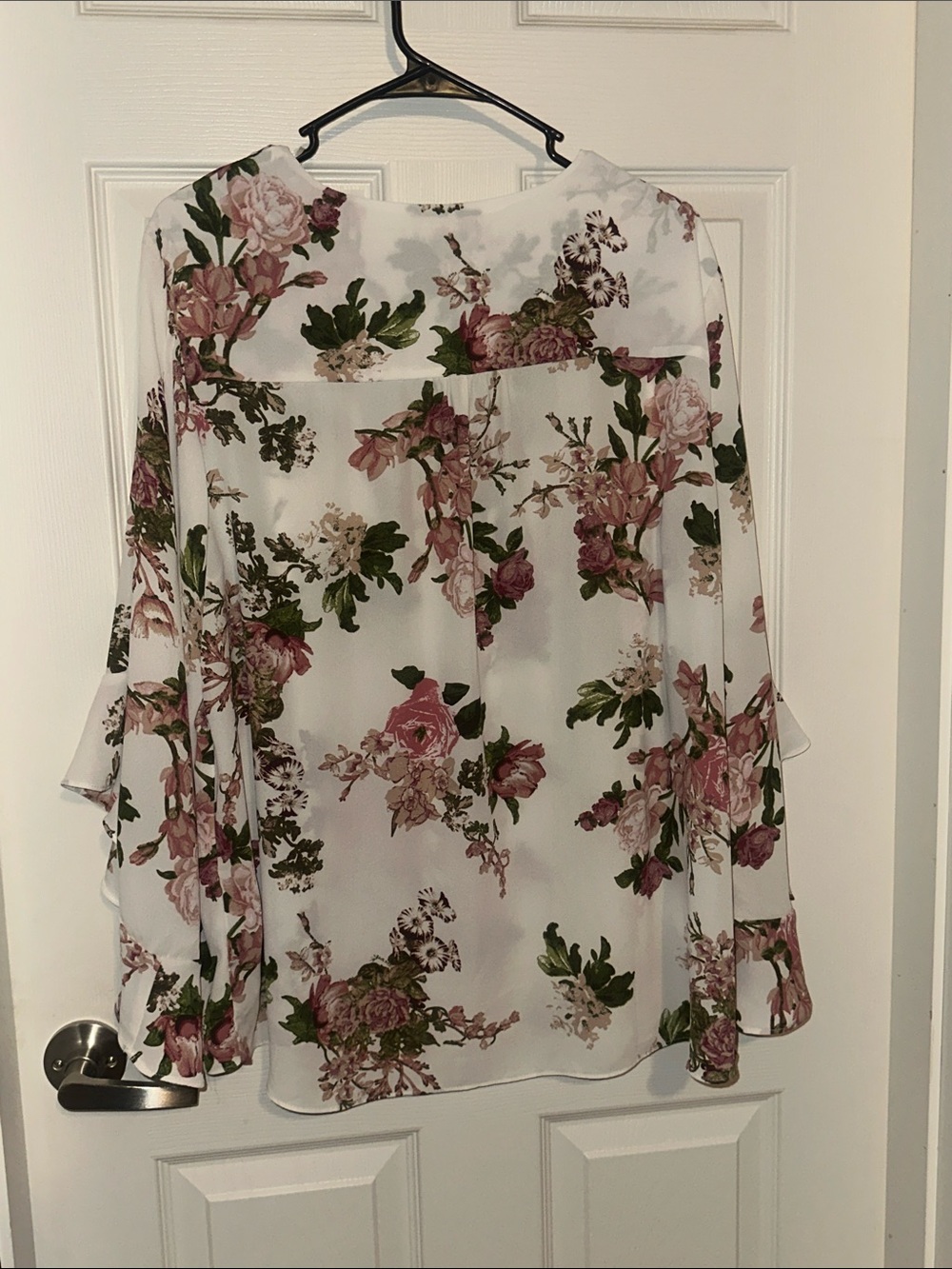 Tahari Floral V-Neck Ruffle Sleeve Blouse in White, Rose, Green - Picture 8 of 8